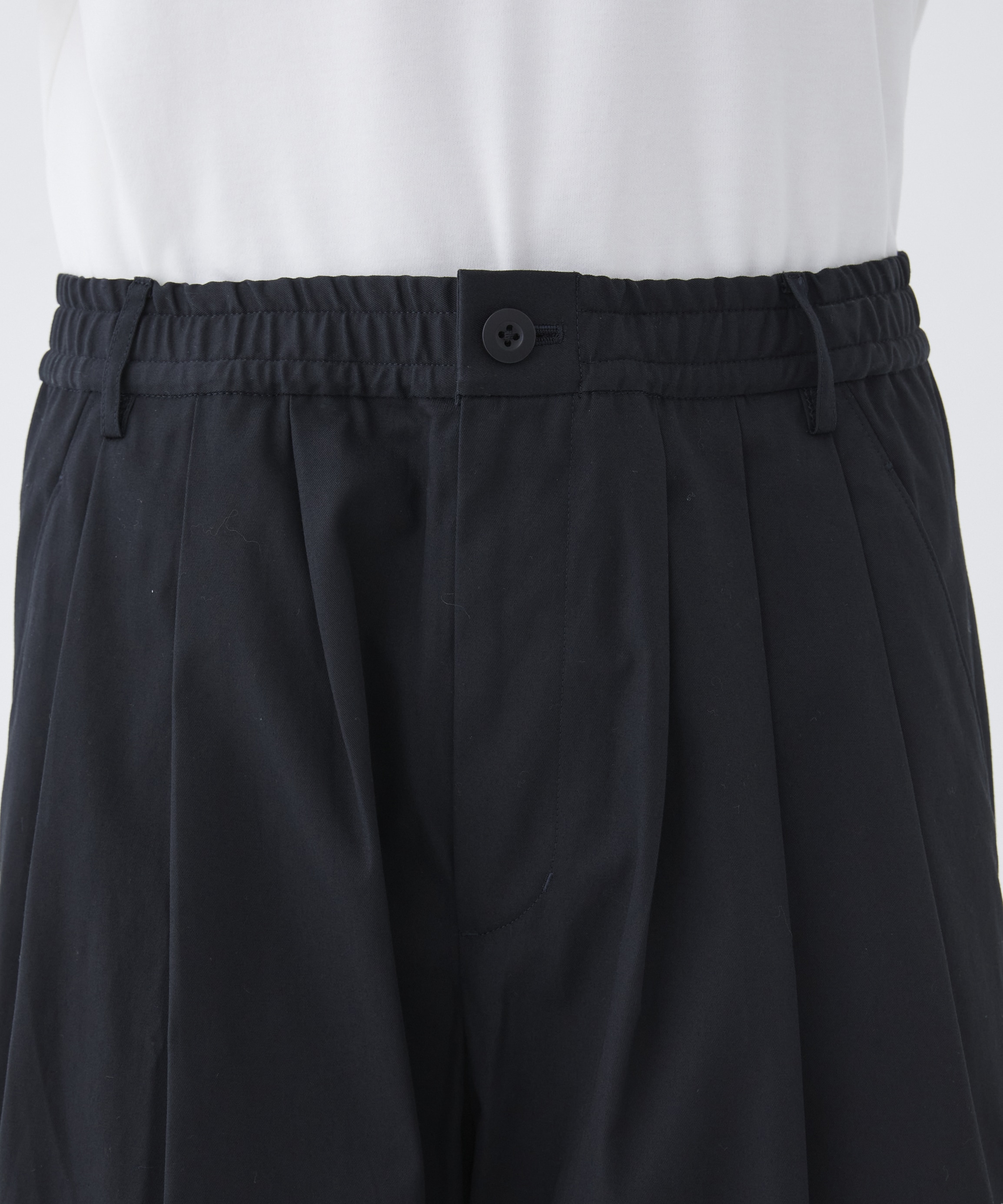 SUMMER LIGHT BARREL CHINOS