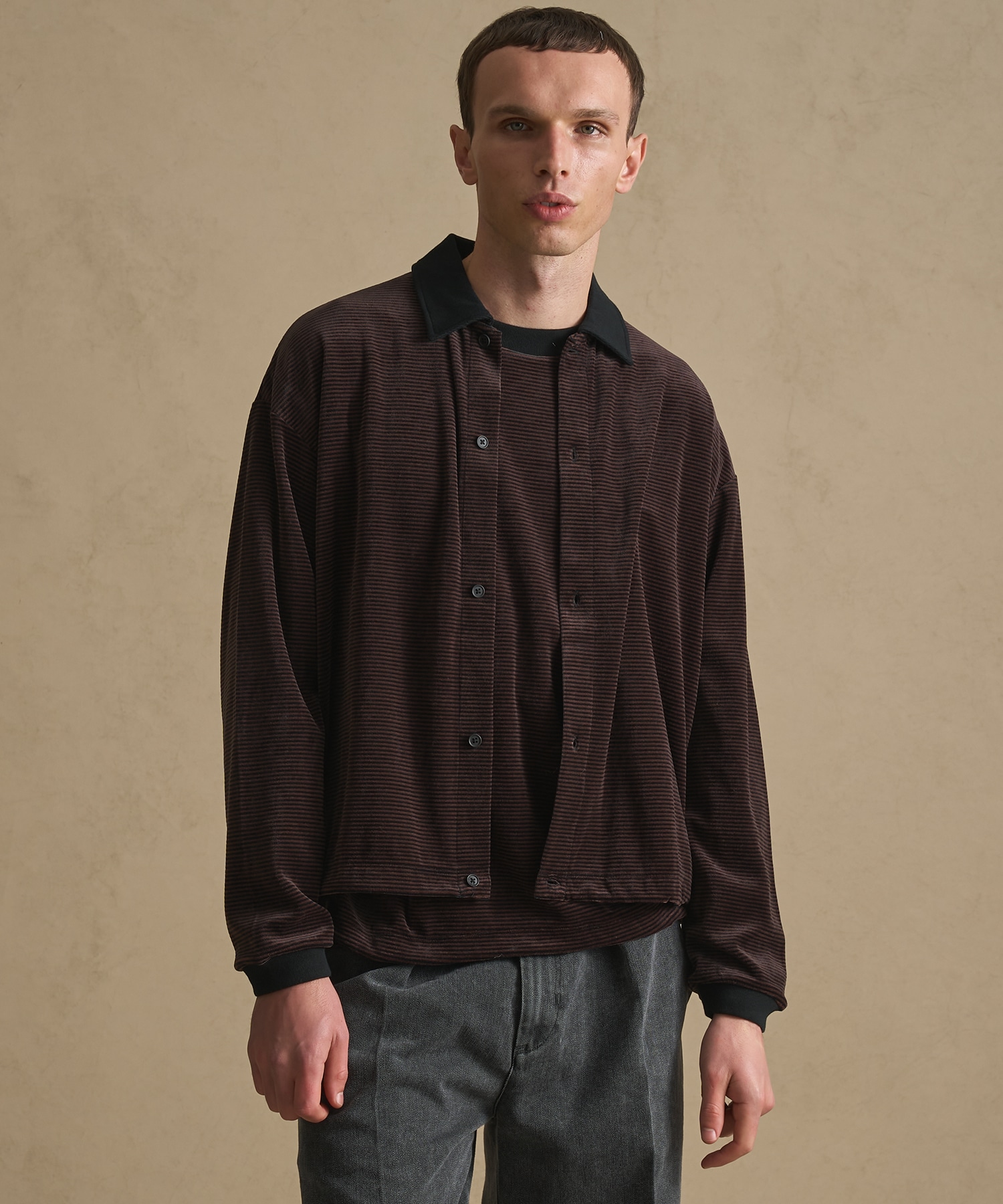 DARK BROWN