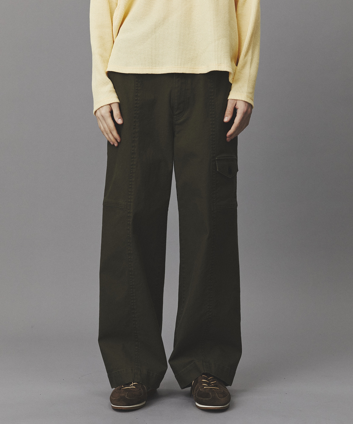 KHAKI