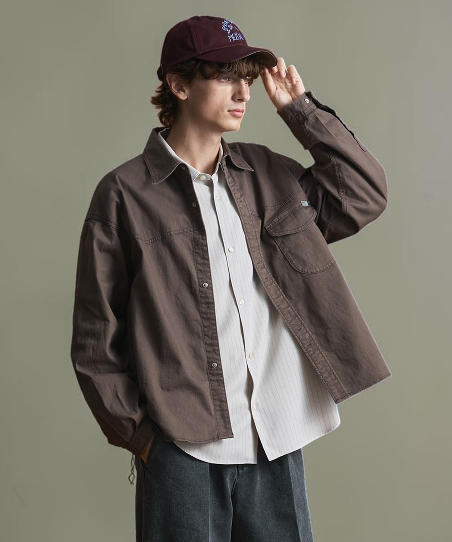 DARK BROWN