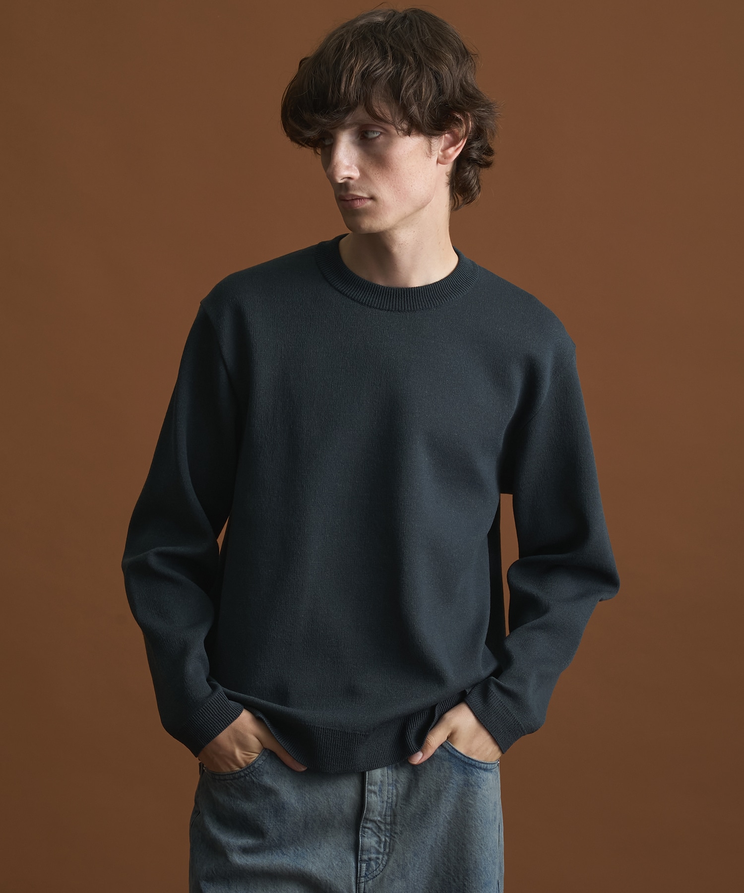 DARK GREY