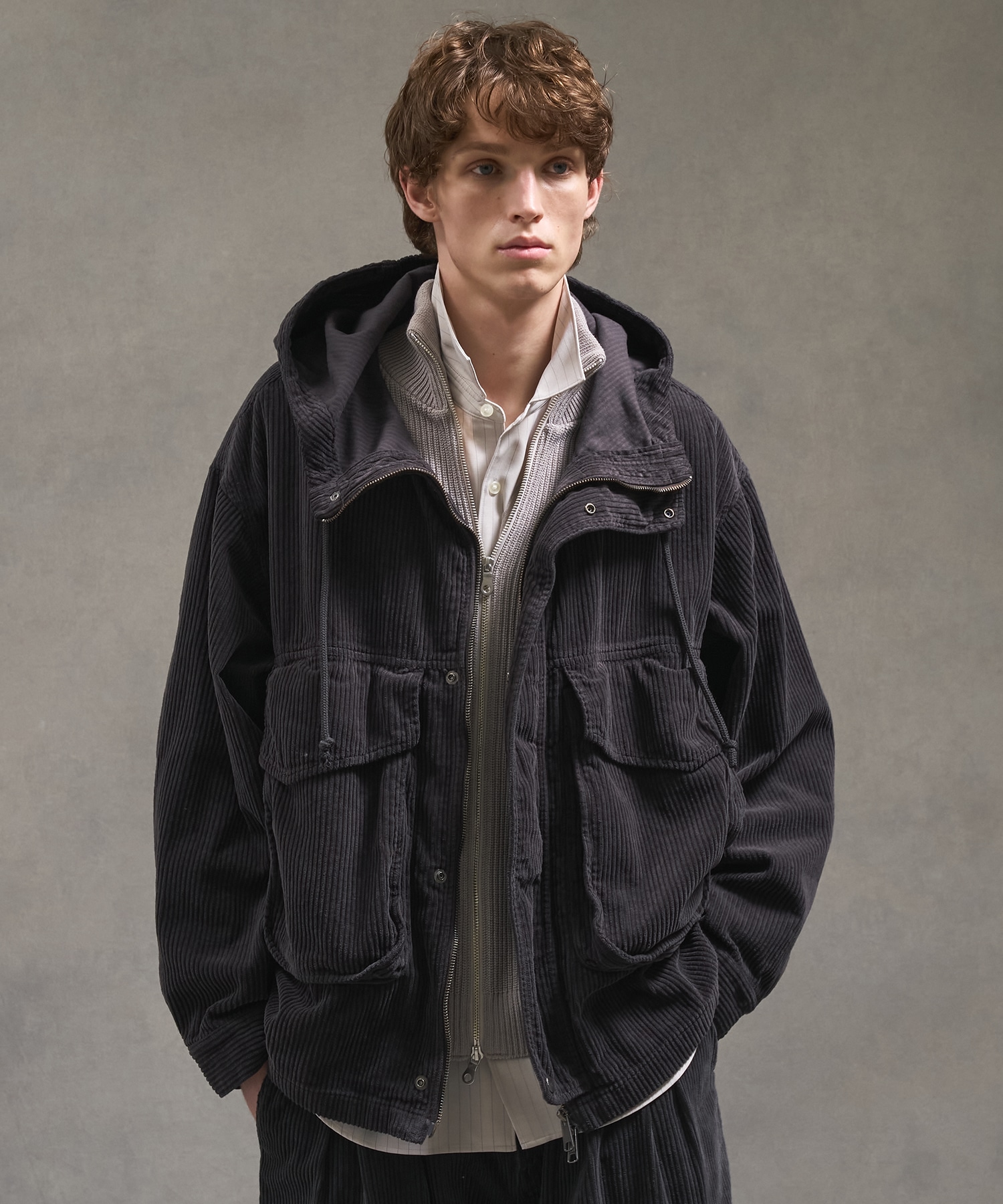 DARK BROWN