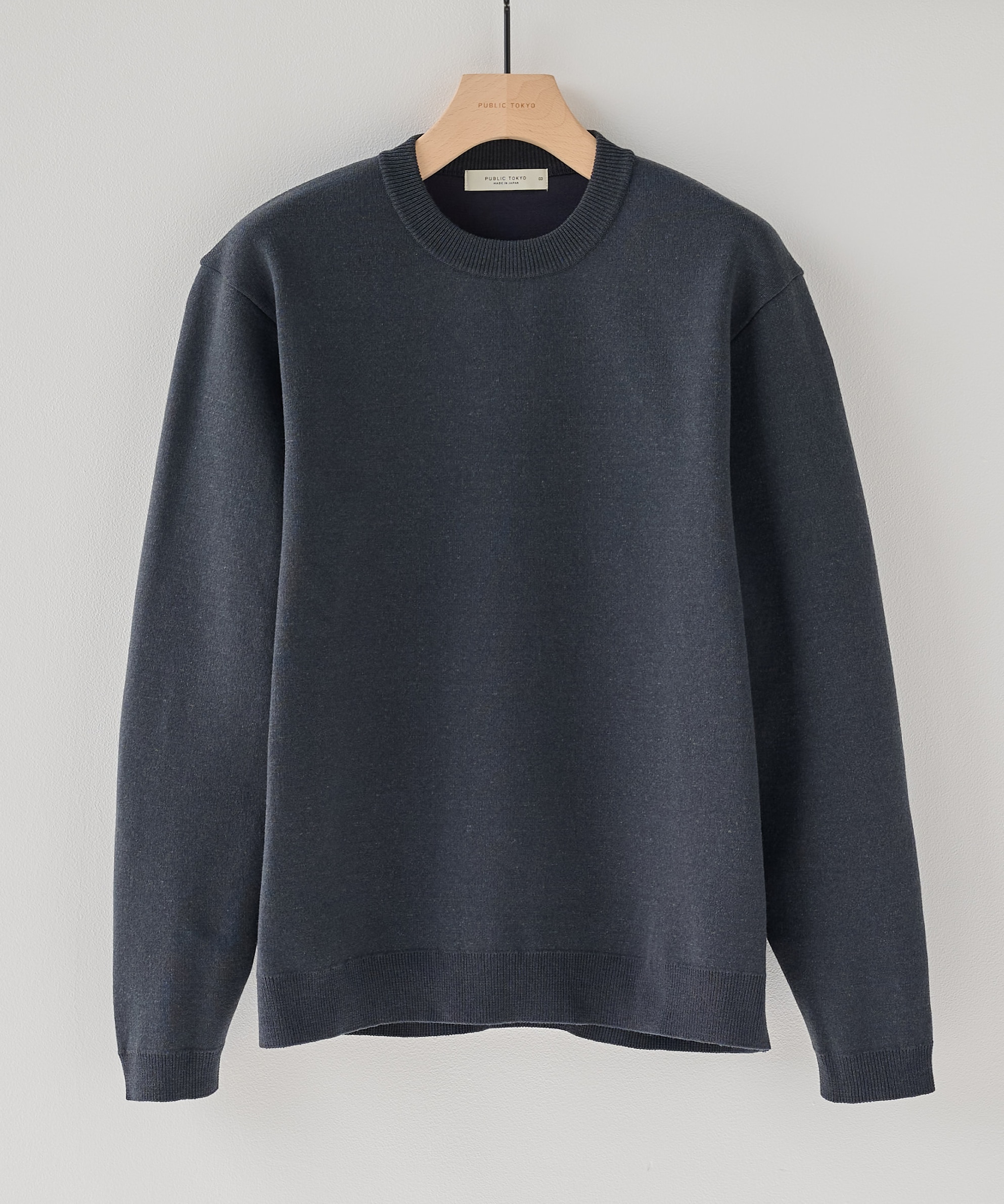 DARK GREY