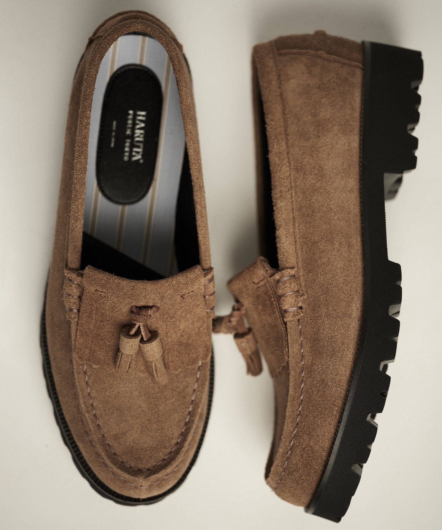 LIGHT BROWN