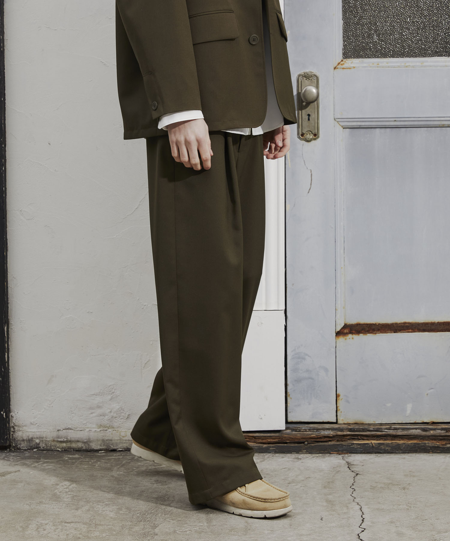 【残りわずか】TECH WOOL イージースラックス