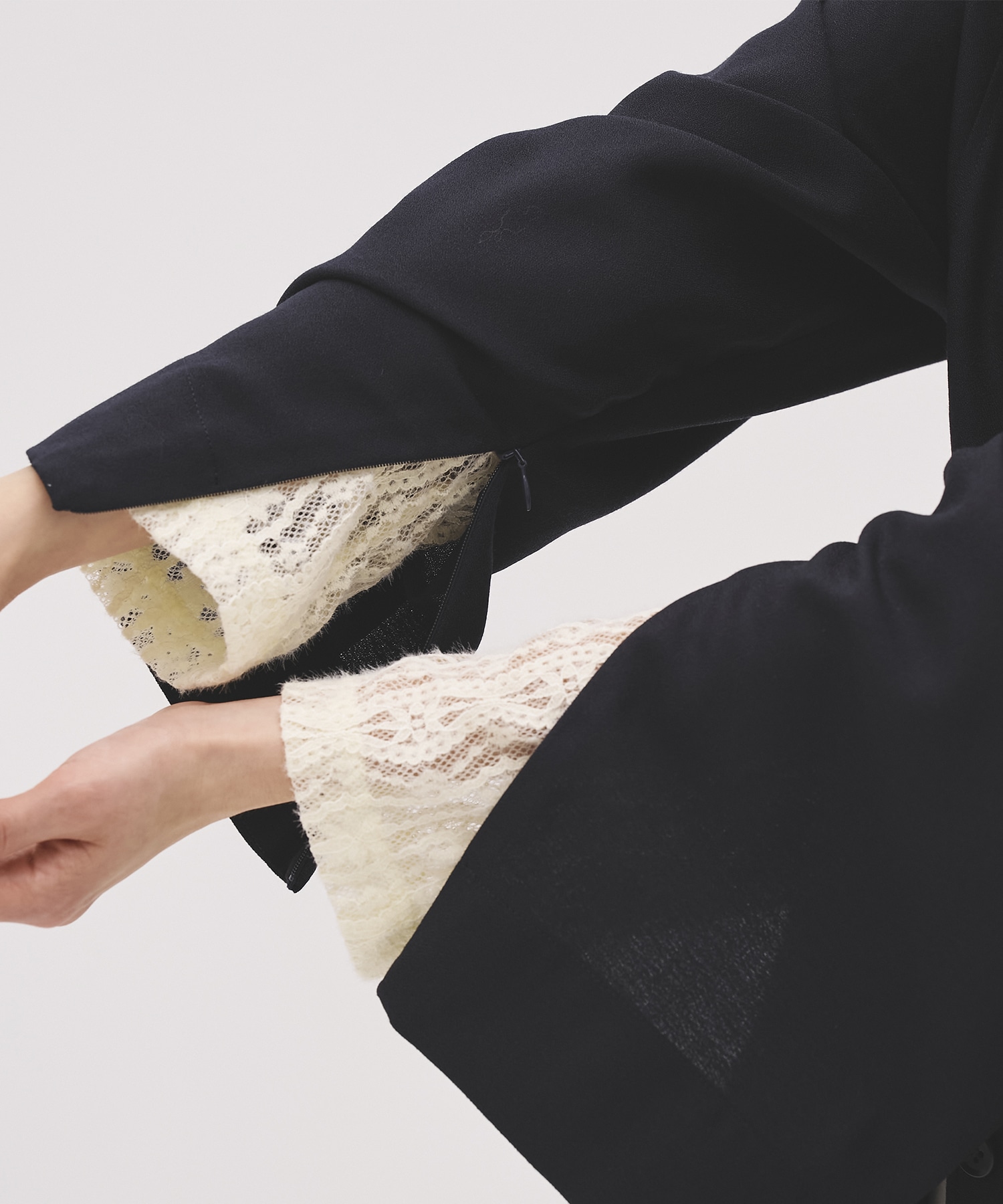 【WEB|一部店舗限定】ウールジョーゼットスリットジャケット