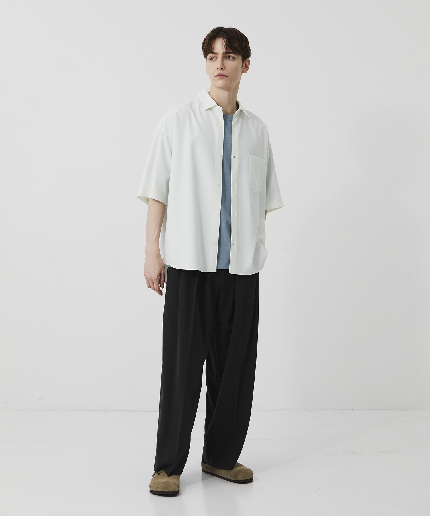 【再入荷】コンフォートリラックスレギュラー半袖シャツ
