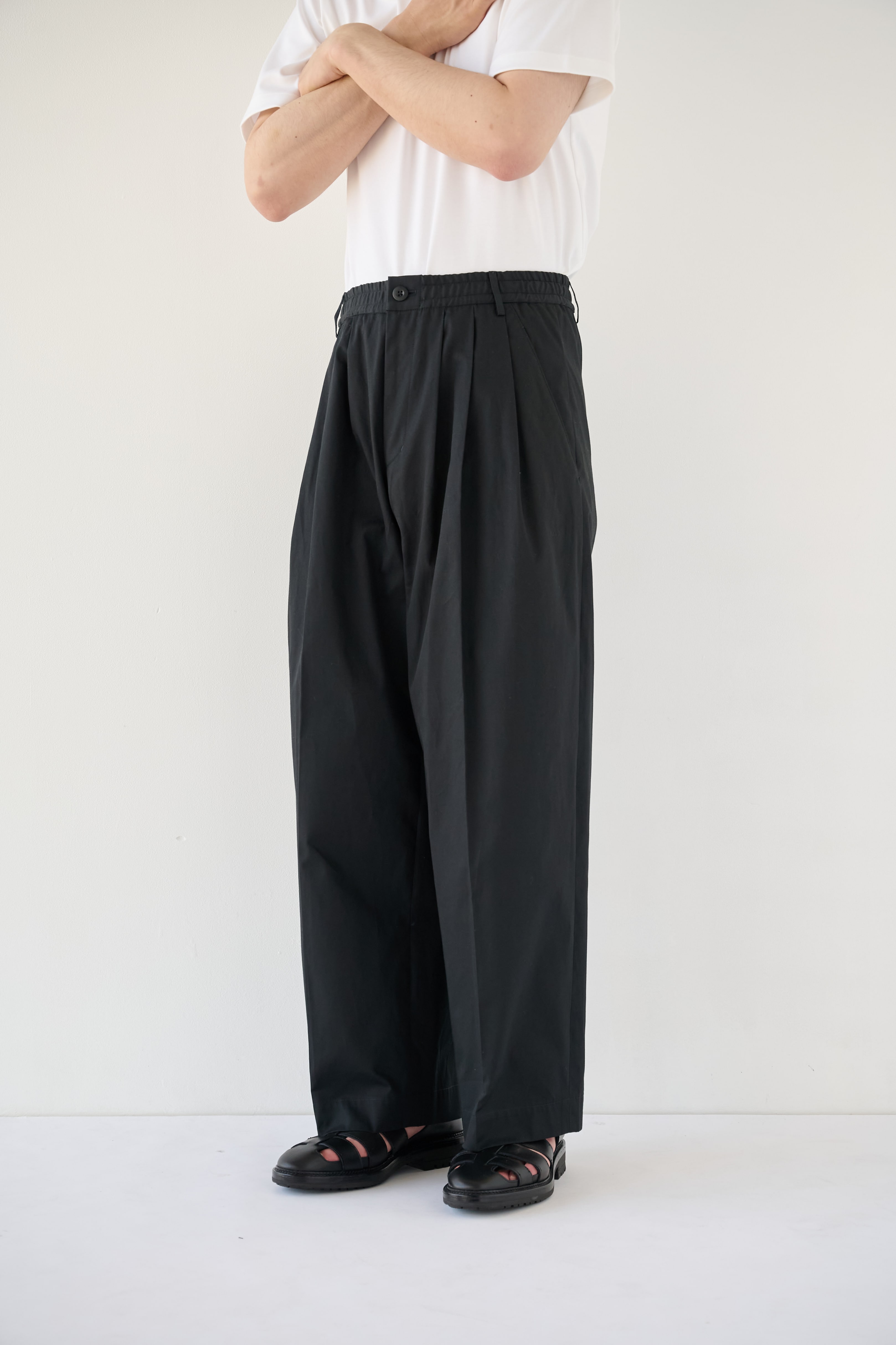 SUMMER LIGHT BARREL CHINOS