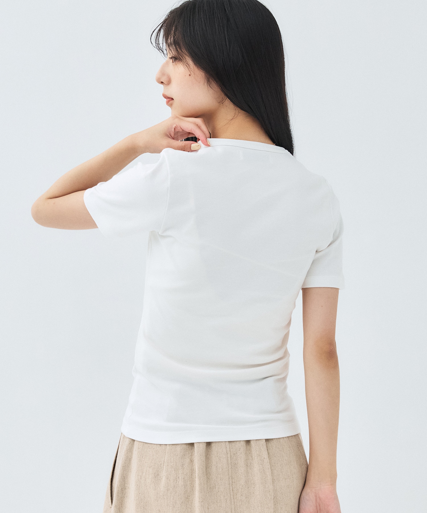 極 スクープネックTEE