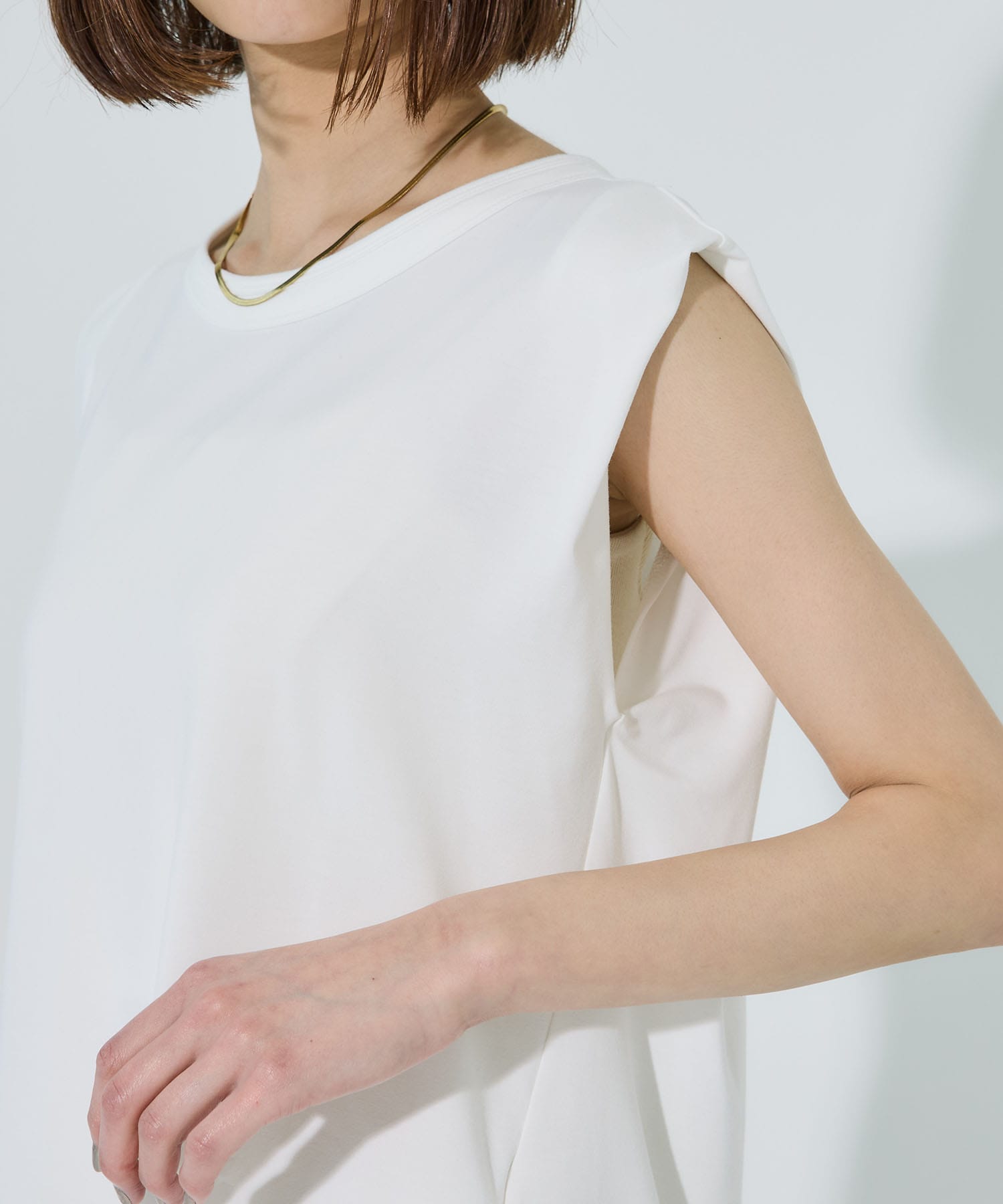 タックショルダーリラックスTEE