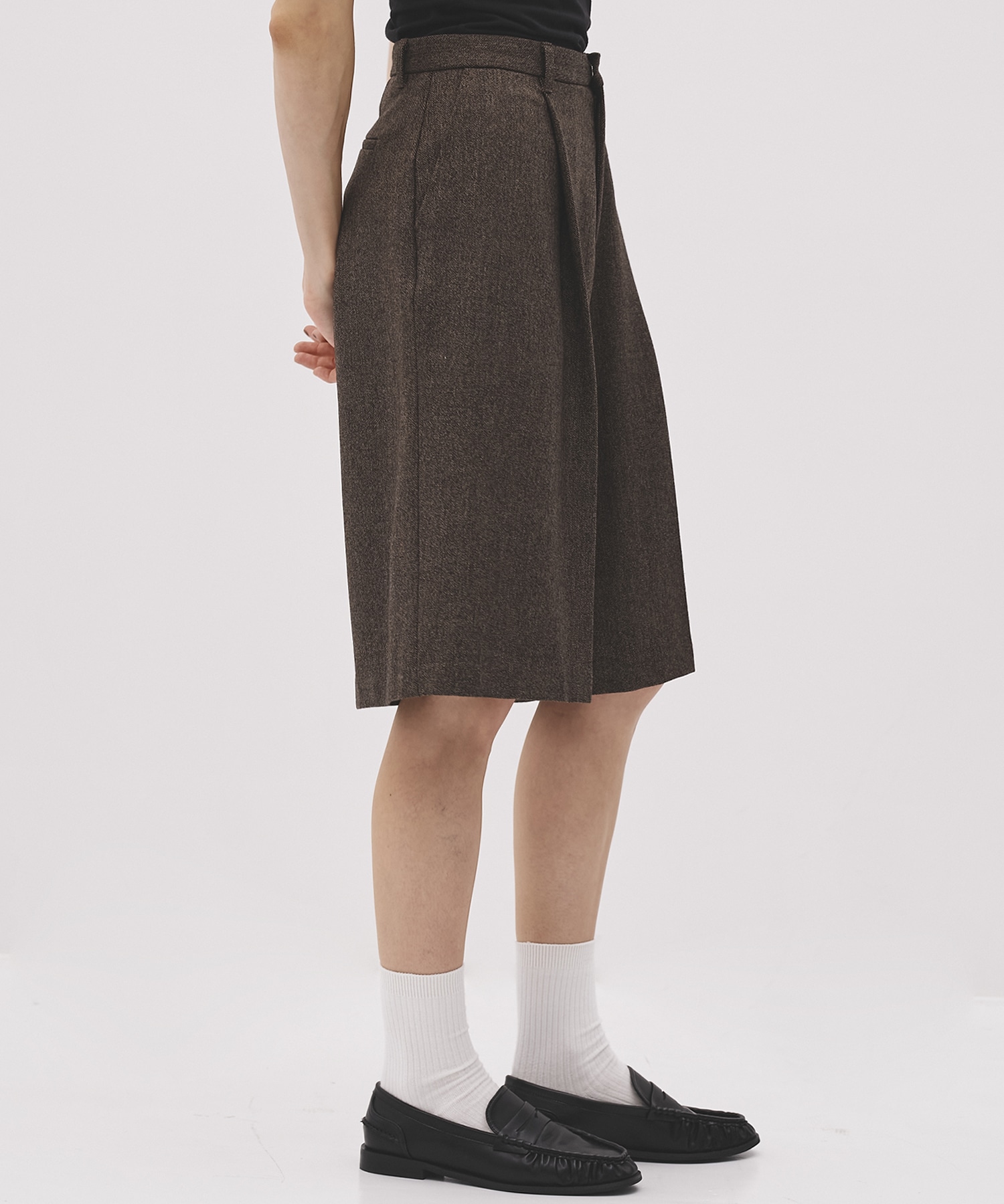 【残り1点｜再入荷なし】-Luxe- クラシカルヘリンボーンハーフパンツ