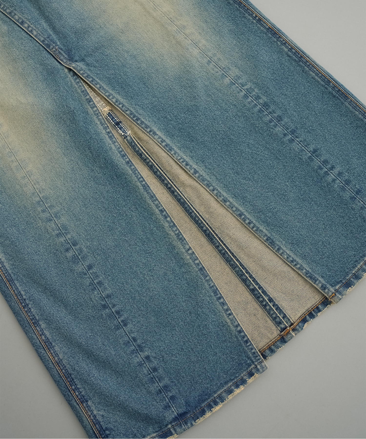 SWITCHNARROW JEANSKIRT