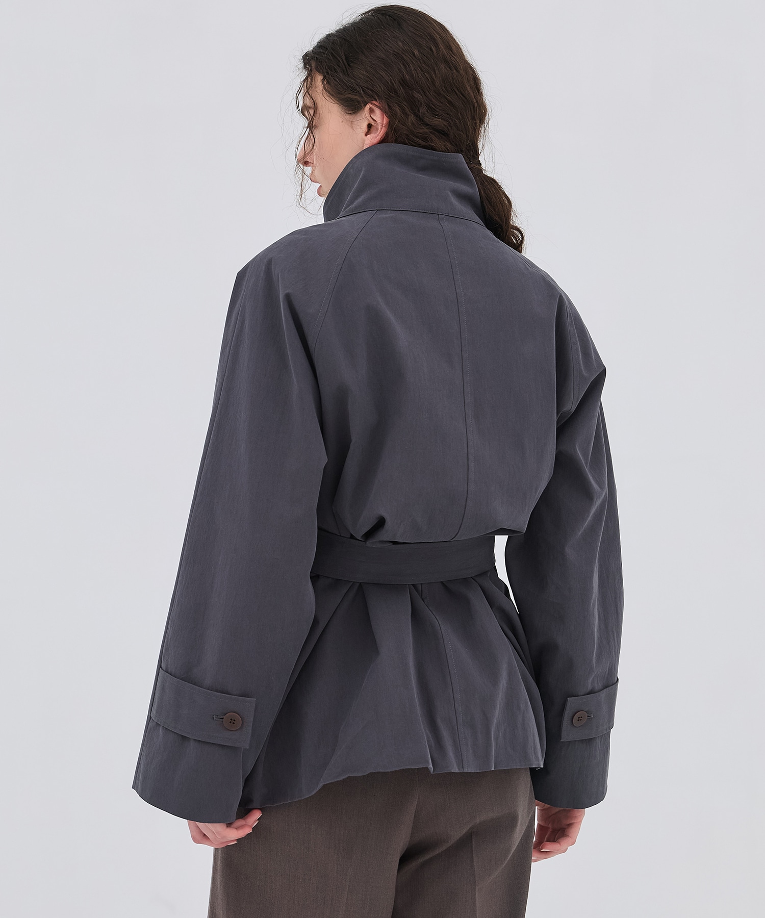 【完売間近】ファンネルネックショートトレンチコート